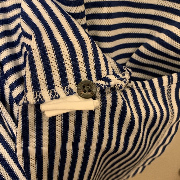 Ping (L) - Picture 12 of 14